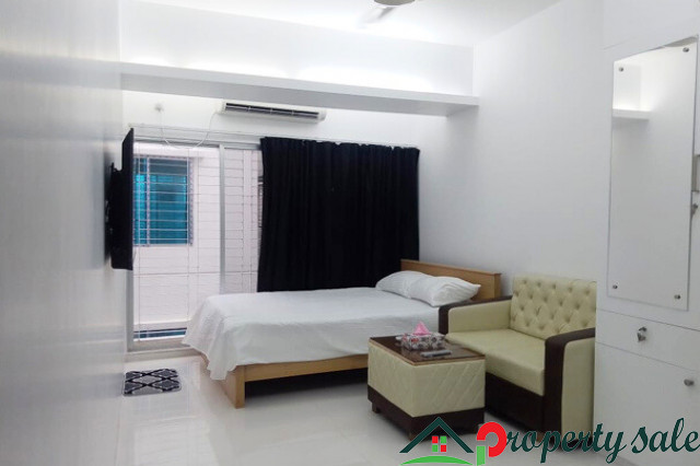 Well-Furnished Studio Apartment For Rent In Bashundhara R/A