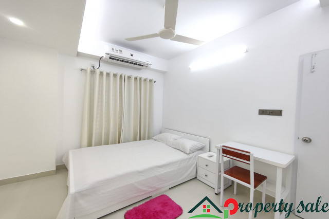 Rent Furnished Two Bedroom in Bashundhara R/A