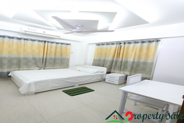 Rent Furnished Luxurious 3 Bedroom Serviced Apartment