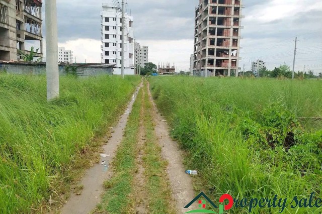 5 Katha corner Plot Sales M Block Bashundhara